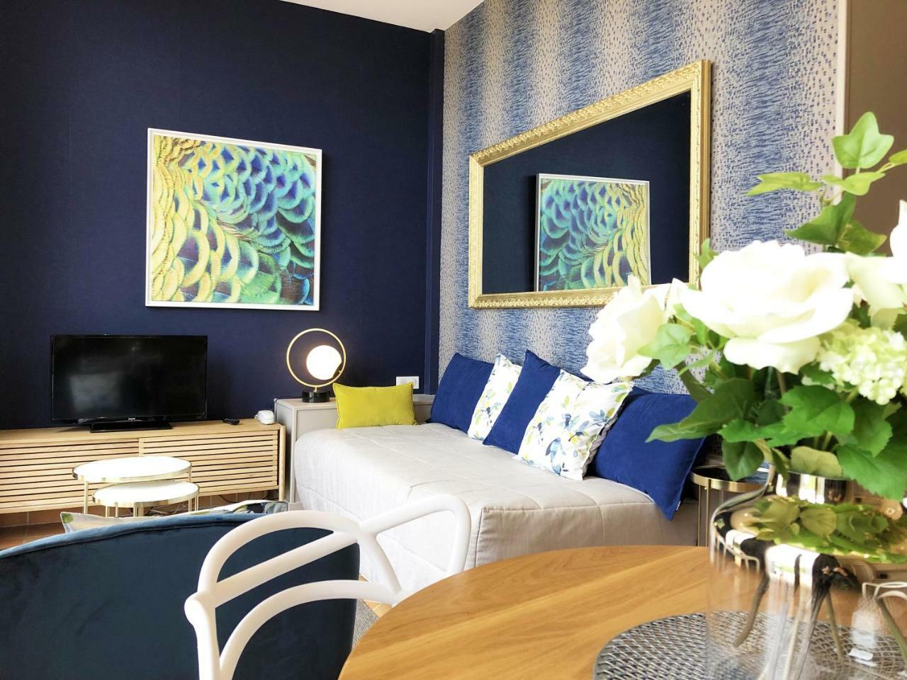 Hotel Les Suites - Domaine De Crecy Екстериор снимка