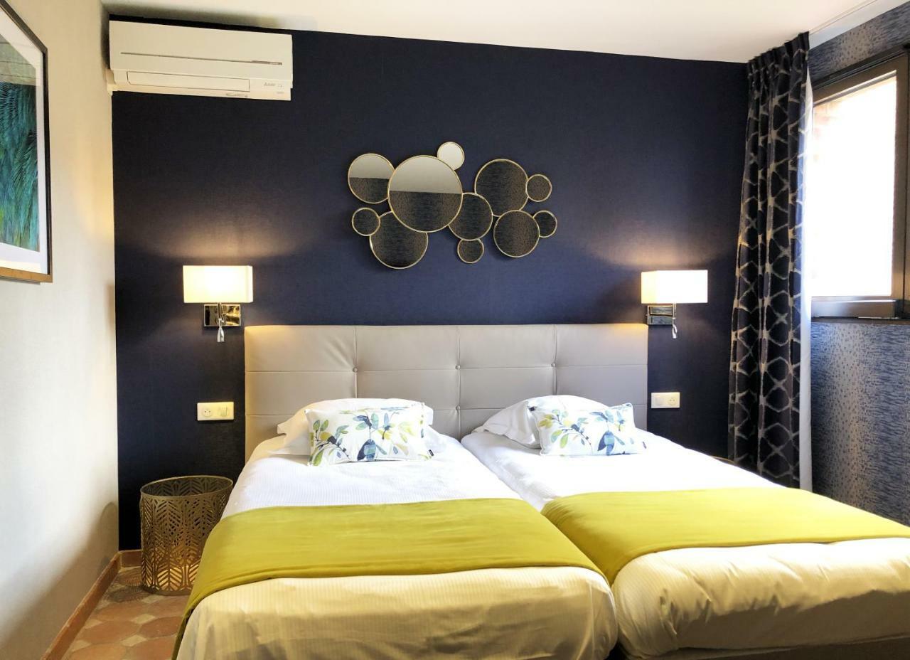 Hotel Les Suites - Domaine De Crecy Екстериор снимка