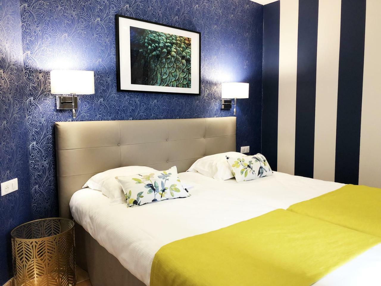 Hotel Les Suites - Domaine De Crecy Екстериор снимка